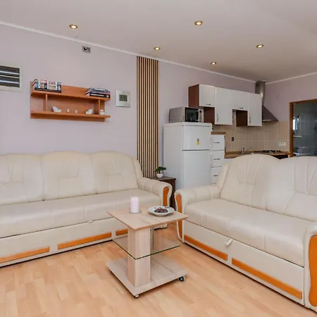 Jozef 3 By Interhome *