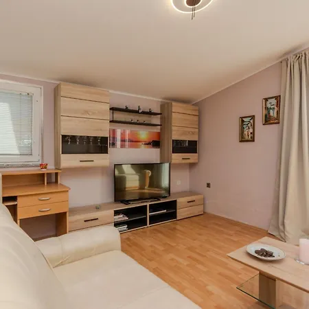 Jozef 3 By Interhome